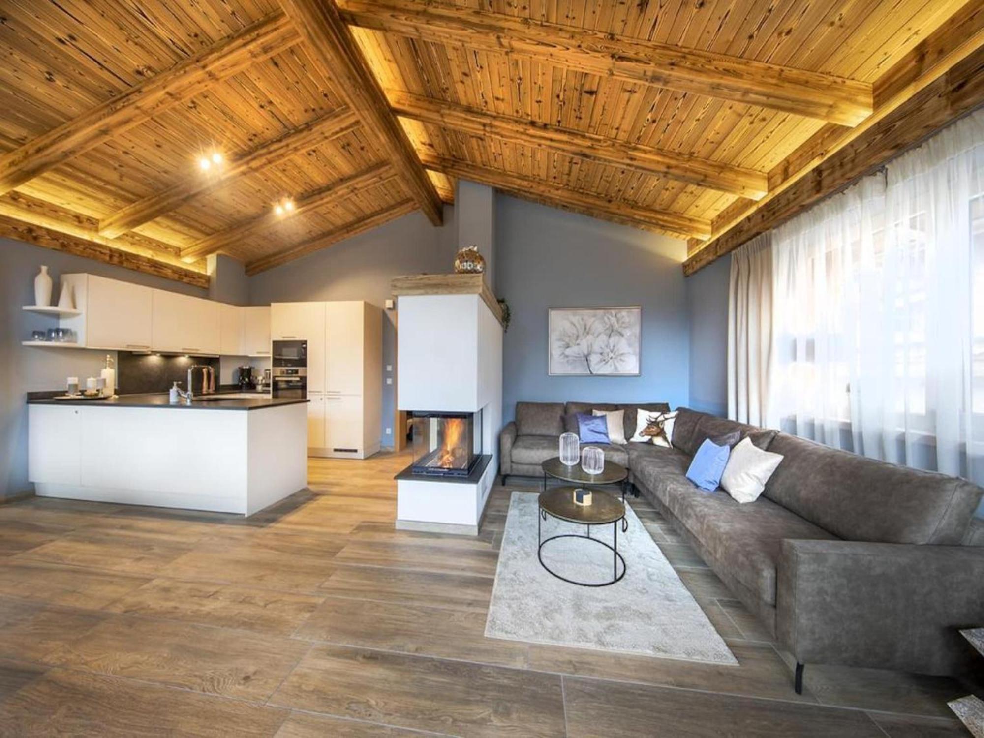 Nationalpark Chalet Toerlspitze Neukirchen am Großvenediger Buitenkant foto